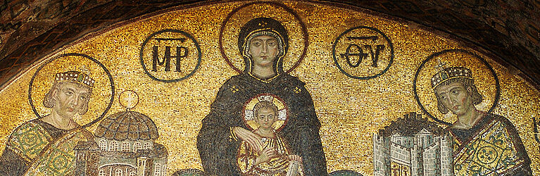 Byzantinisch, Muttergottes mit den Kaisern Konstantin d.Gr. und Justinian, Mosaik, 10. Jh., Istanbul, Hagia Sophia, Esonarthex (Foto: DiFAB Fani Gargova)